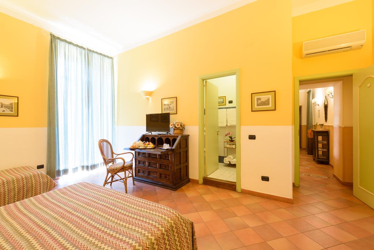 נאפולי Hotel Mergellina מראה חיצוני תמונה