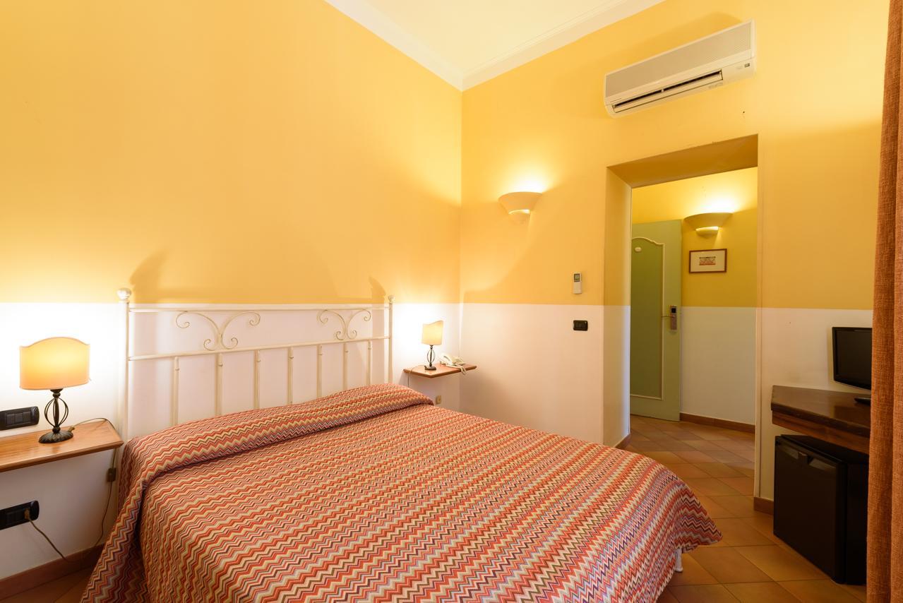 נאפולי Hotel Mergellina מראה חיצוני תמונה