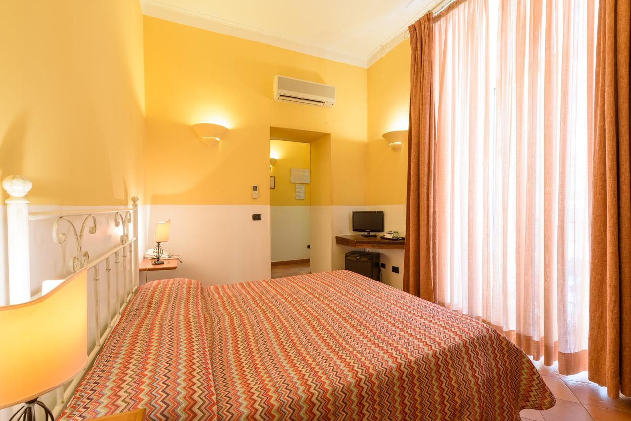 נאפולי Hotel Mergellina מראה חיצוני תמונה