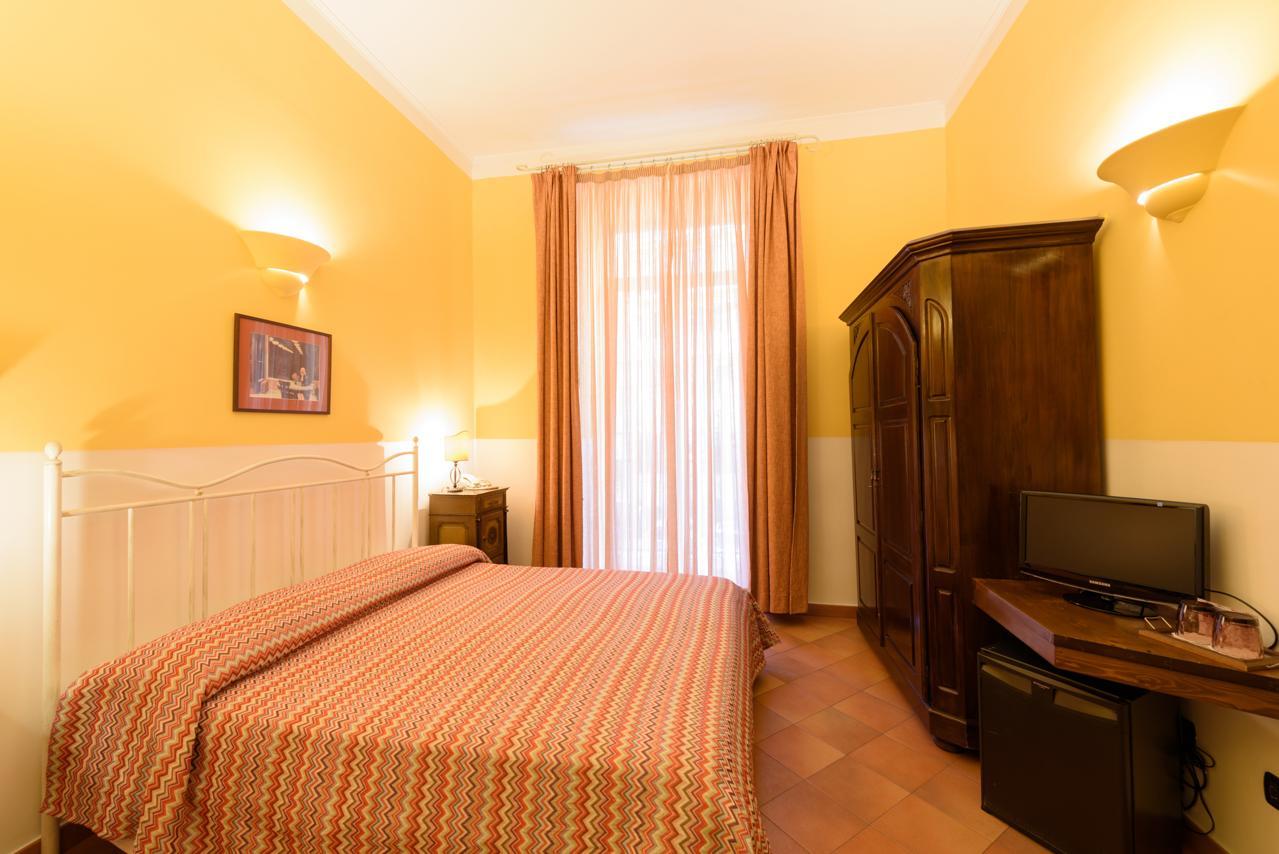 נאפולי Hotel Mergellina מראה חיצוני תמונה