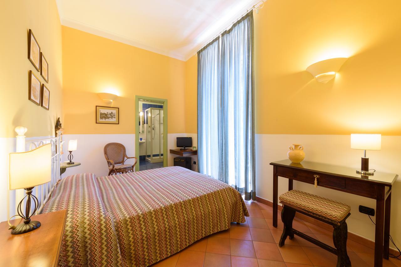 נאפולי Hotel Mergellina מראה חיצוני תמונה
